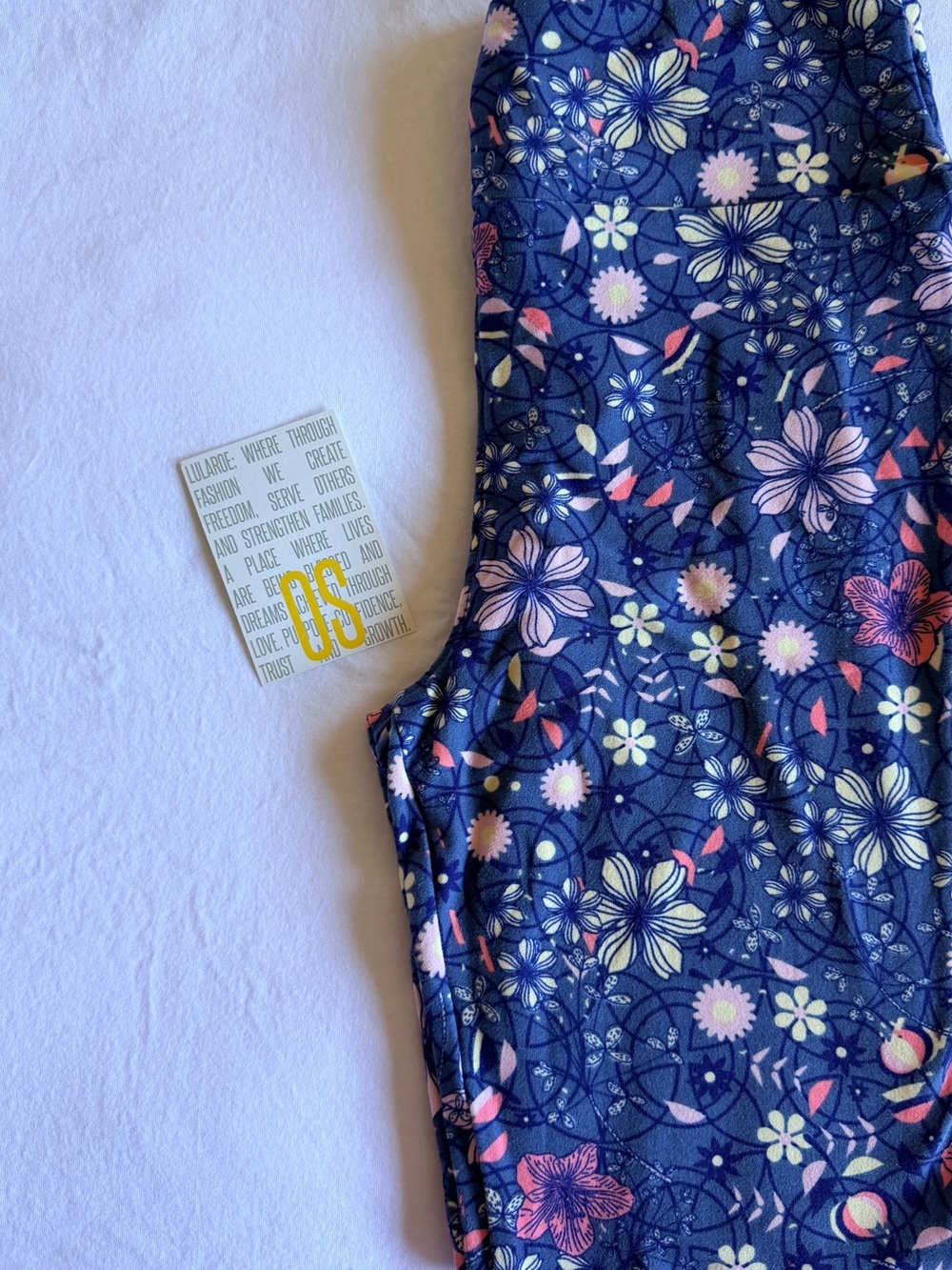 LuLaRoe Floral Leggings with Pink & Cream Accents